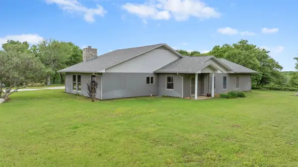 104 Private Road 4757, Rhome, TX 76078