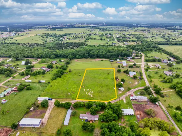 322 Carter Trail, Quinlan, TX 75474