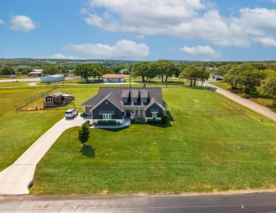 400 Christian Way, Azle, TX 76020 - Image #3