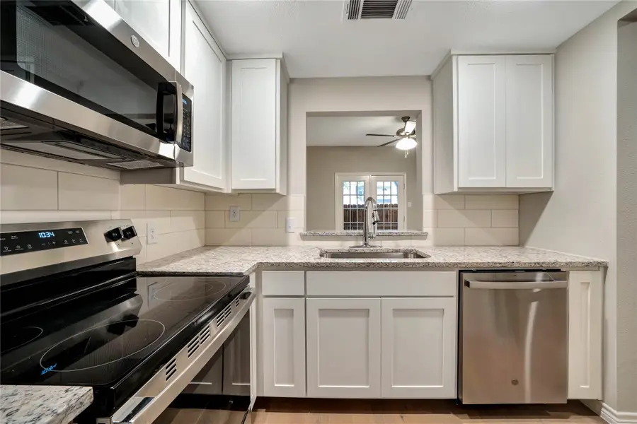 5325 Bent Tree Forest Drive #1104, Dallas, TX 75248 - Image #3