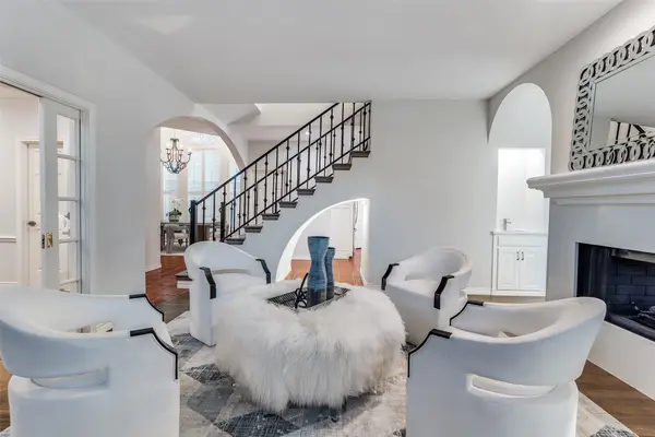 8931 Club Creek Circle, Dallas, TX 75238