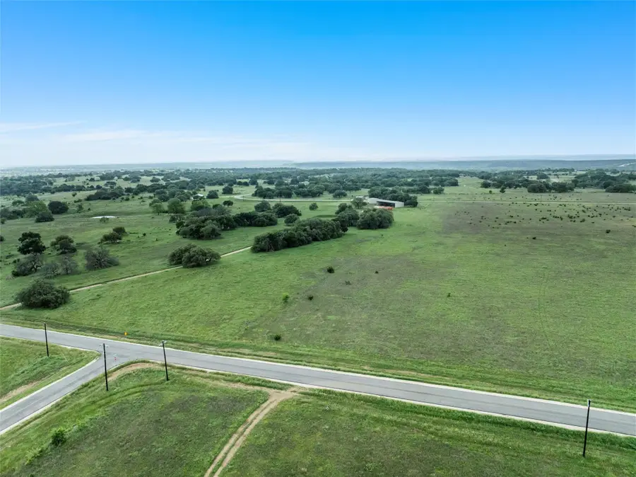 446 Grand Canyon Drive, Oglesby, TX 76561 - Image #3