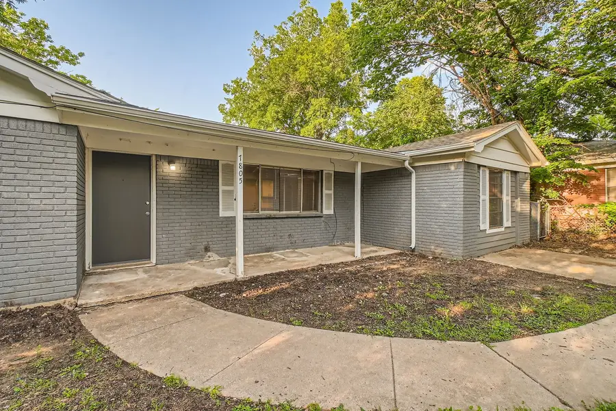 7805 Whitney Drive, White Settlement, TX 76108 - Image #3