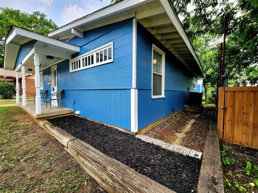 2908 Wilkinson Avenue, Fort Worth, TX 76103 - Image #3