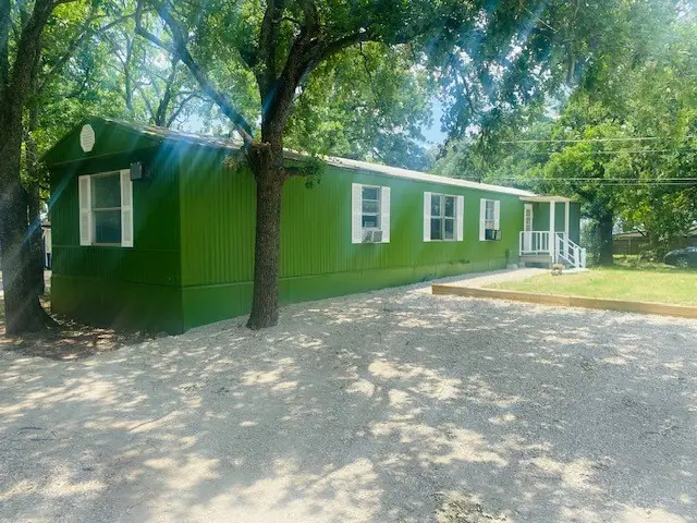 421 Shady Lane, Little Elm, TX 75068 - Image #2