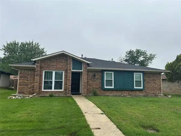 1722 Glencairn Lane, Lewisville, TX 75067