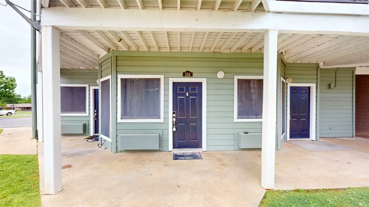 2164 Tanglewood Boulevard #104B, Pottsboro, TX 75076 - Image #1