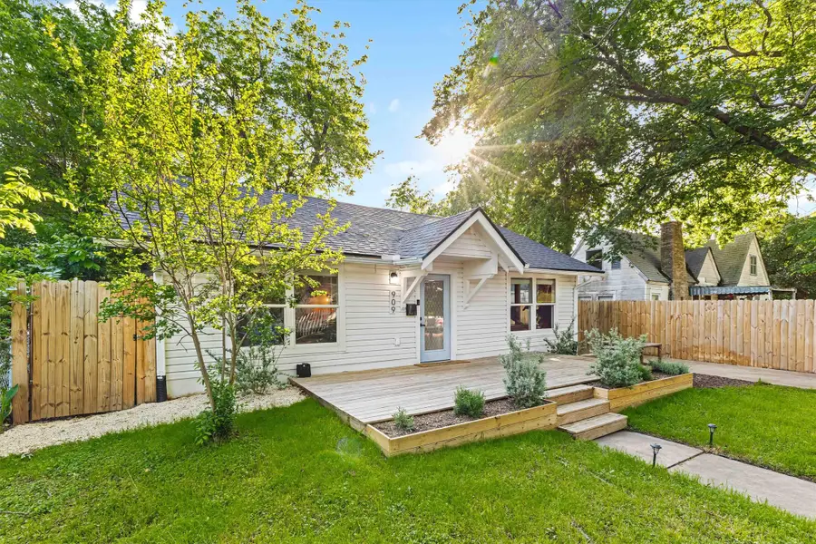 909 N 30th Street, Waco, TX 76707 - Image #2