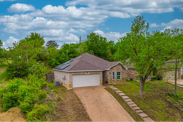 2801 17th Street, Fort Worth, TX 76106