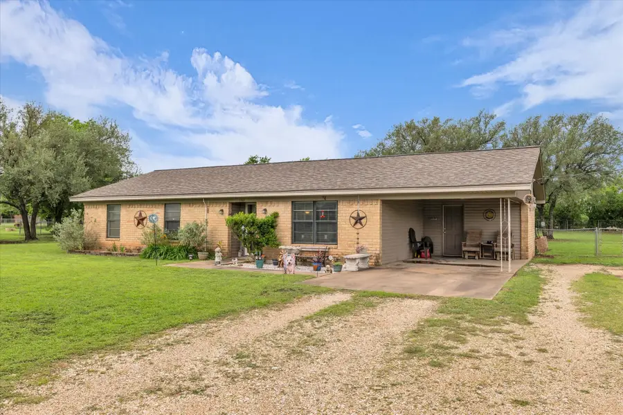 162 Slade Drive, Bruceville, TX 76630 - Image #2