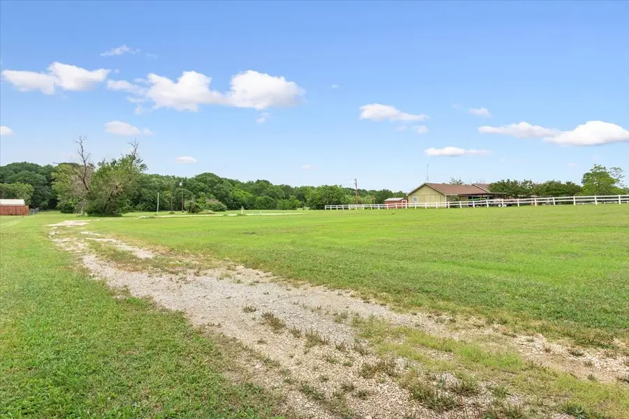 4999 Lake Felton Parkway, Mart, TX 76664 - Image #2