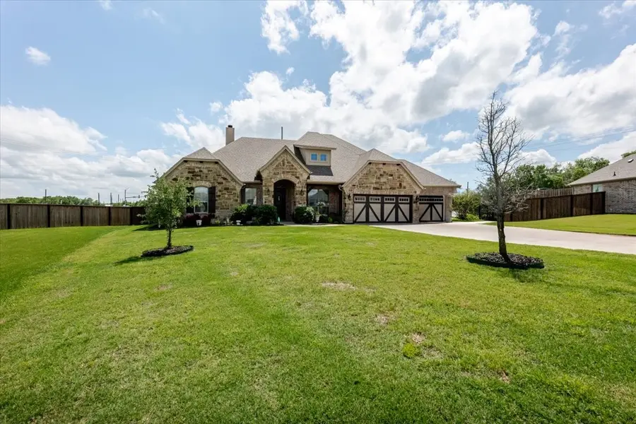 104 Lagrange Court, Weatherford, TX 76088 - Image #2