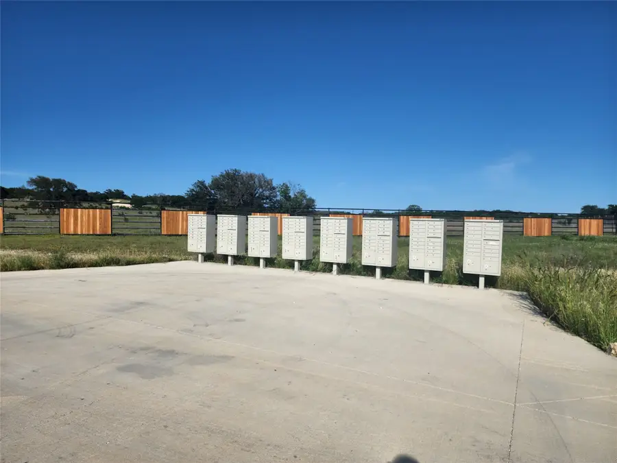 366 Yellowstone Drive, Oglesby, TX 76561 - Image #3