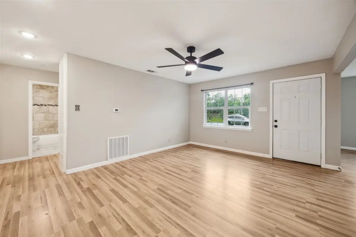 2509 Clearview Circle, Dallas, TX 75233 - Image #1