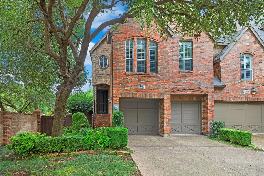 4160 Towne Green Circle, Addison, TX 75001 - Image #2