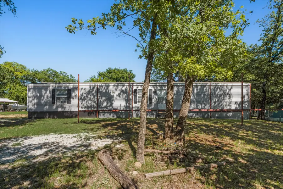 60 Tecumseh Road, Valley View, TX 76272 - Image #3