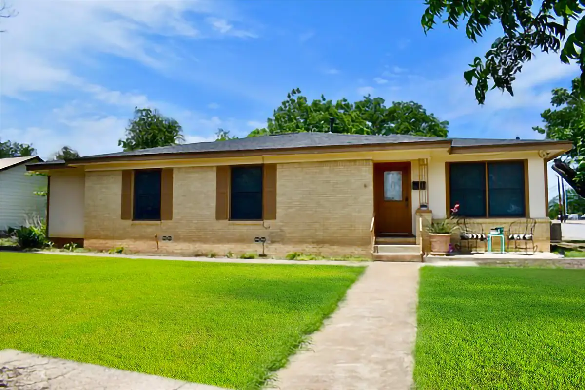 1900 S Walnut Street, Brady, TX 76825 - Image #1