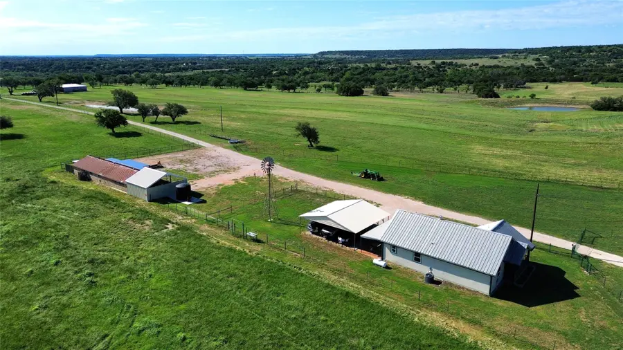 725 County Road 520, Evant, TX 76525 - Image #3