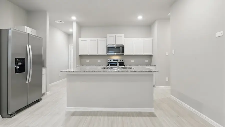 3053 Pecan Farm Lane, Fort Worth, TX 76140 - Image #3