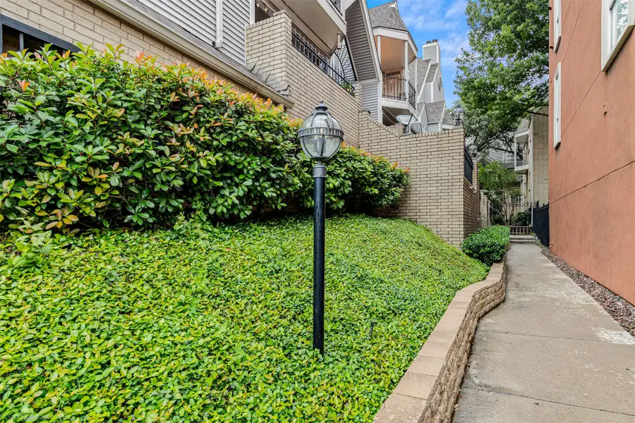 1010 Allen Street #213, Dallas, TX 75204 - Image #2