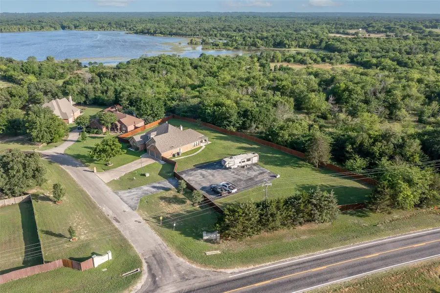 10528 Lago Vista, Quinlan, TX 75474 - Image #2