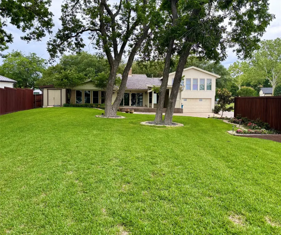 404 Point Royal Drive, Northwest Rockwall, TX 75087 - Image #2