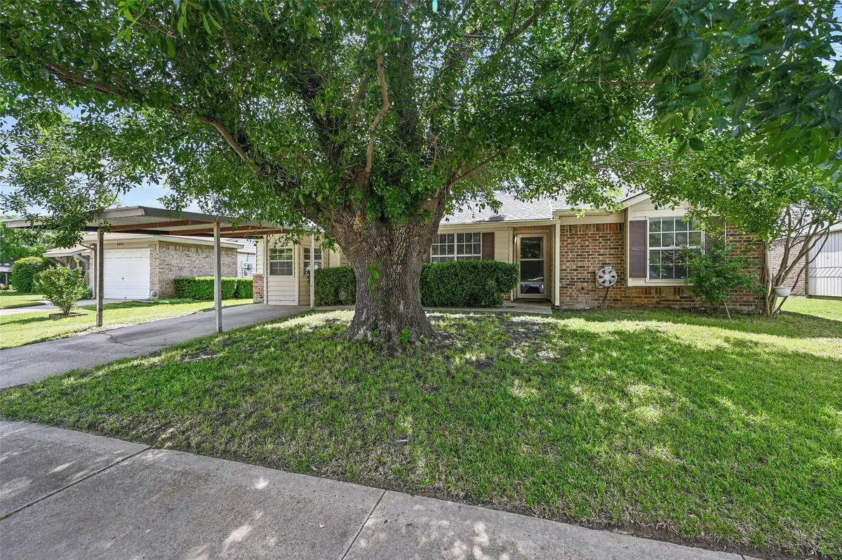 5605 Santa Fe Trail, Haltom City, TX 76148 - Image #1