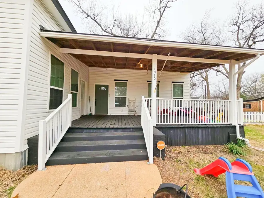 1010 N Howard Street, Palestine, TX 75801 - Image #2