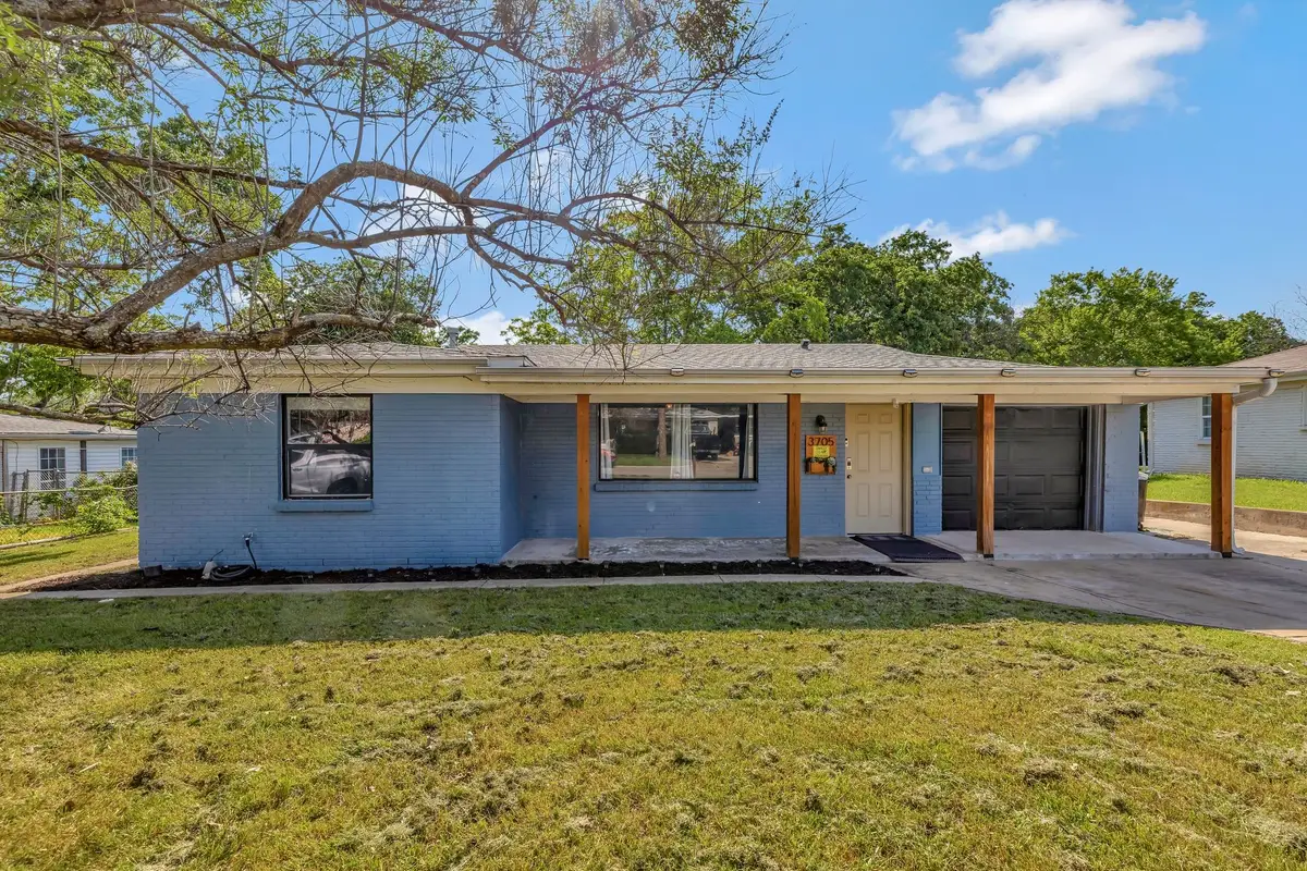 3705 Delaware Trail, Lake Worth, TX 76135 - Image #1