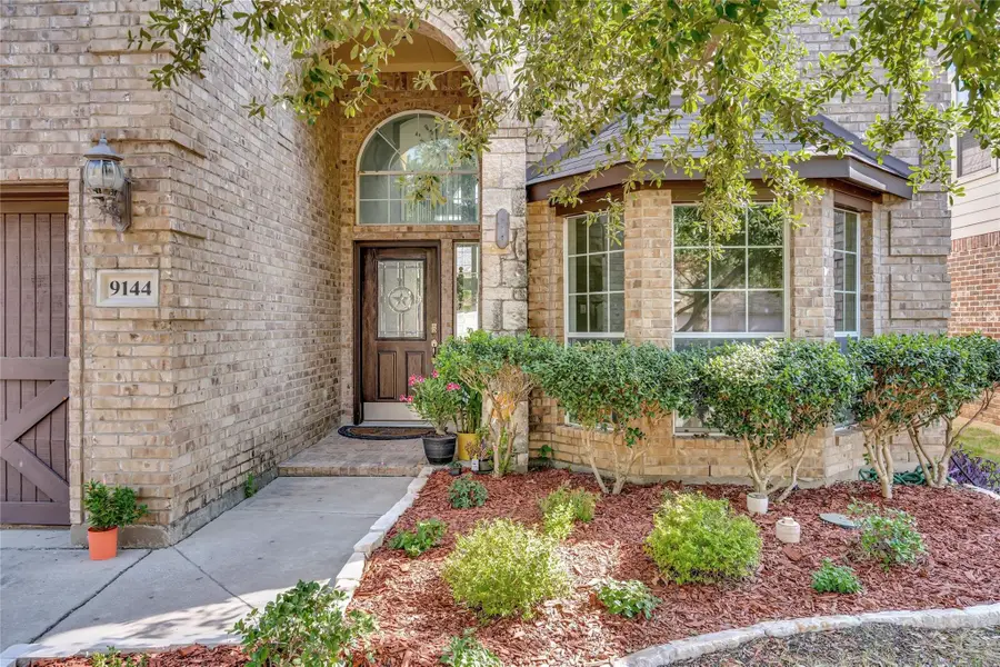 9144 Hawley Drive, Fort Worth, TX 76244 - Image #3
