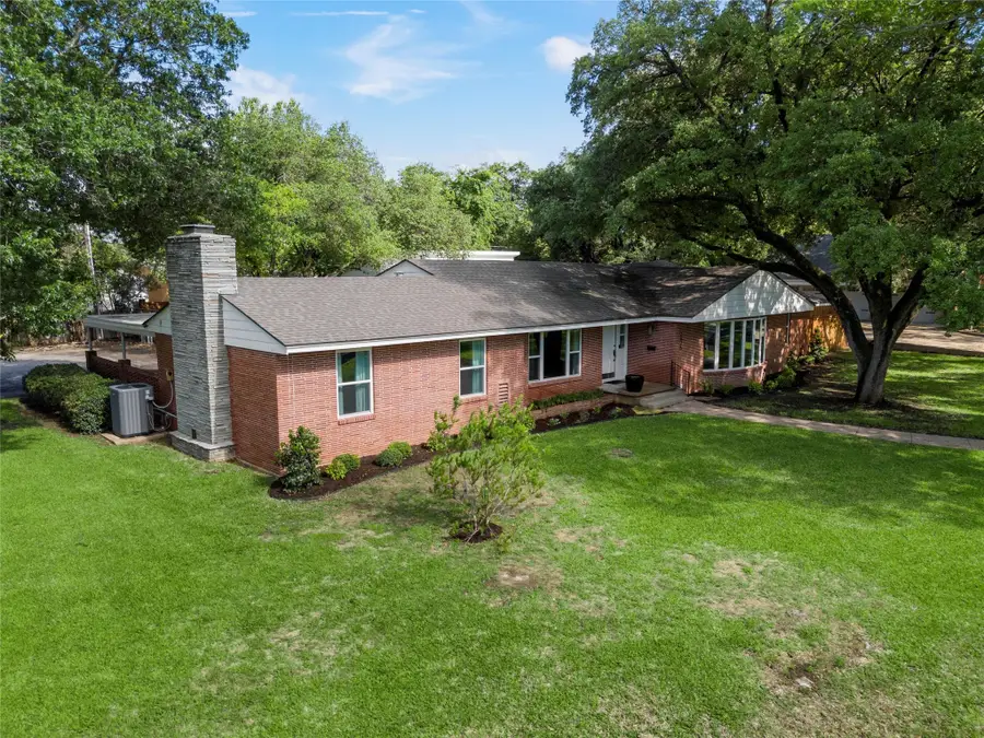 2625 Old Oaks Drive, Waco, TX 76710 - Image #2