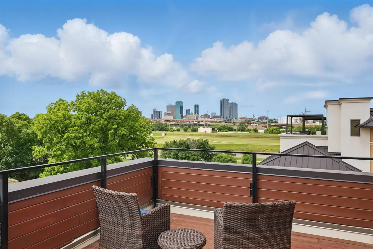 461 Rayner Avenue, Fort Worth, TX 76111 - Image #1