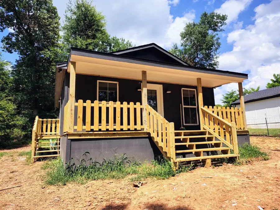 708 N 1st, Gladewater, TX 75647 - Image #3