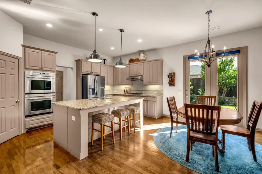 10754 Toffenham Drive, Frisco, TX 75035 - Image #3