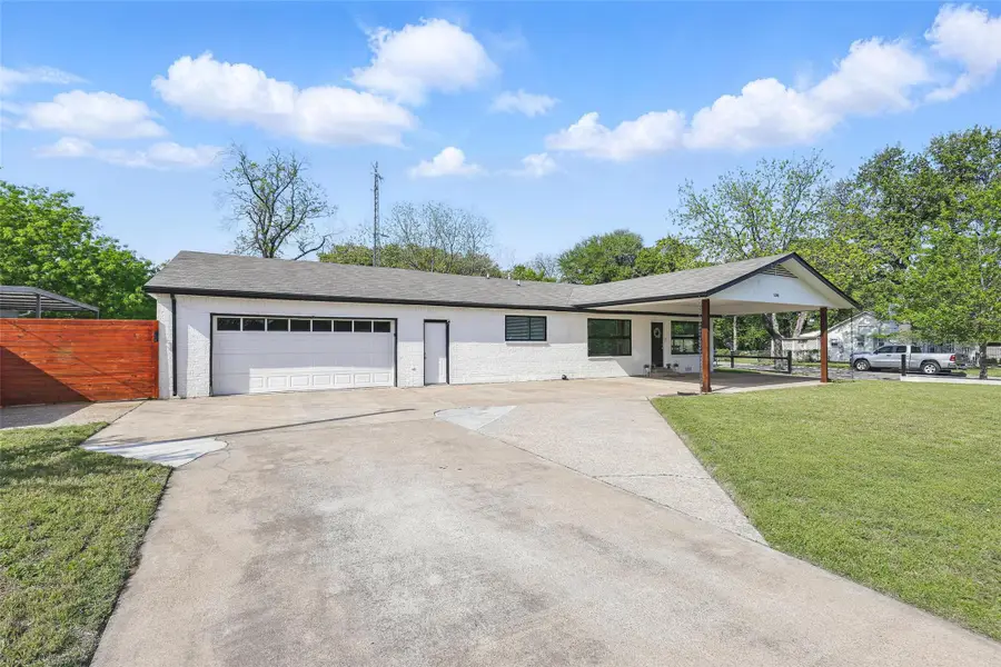 5200 Barbara Road, River Oaks, TX 76114 - Image #2