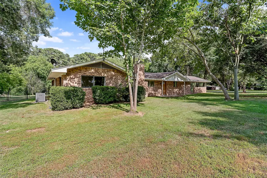 1621 Baseball Loop, Diana, TX 75640 - Image #2