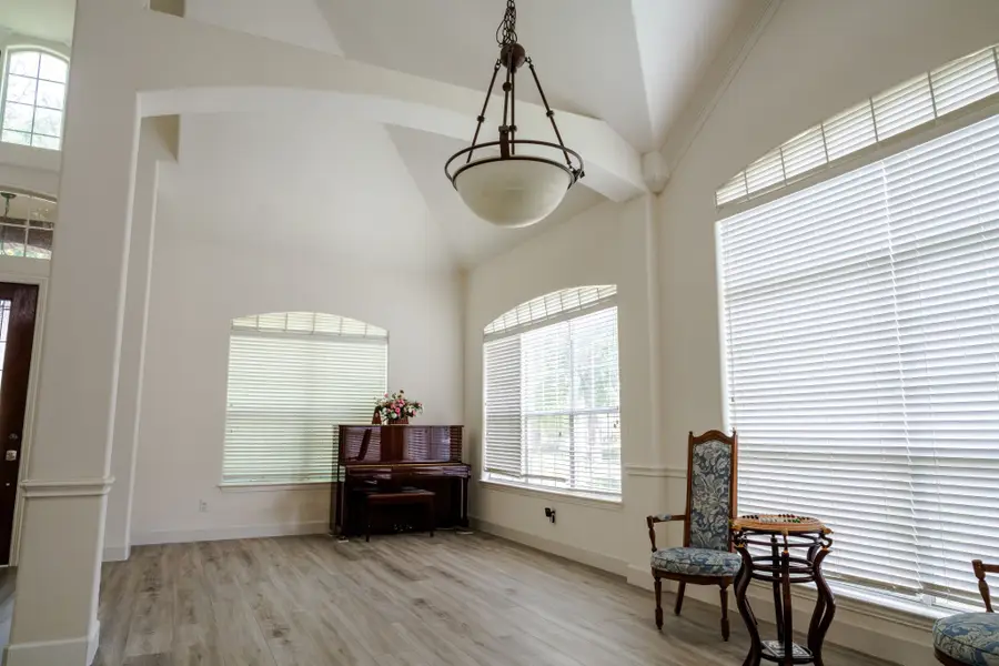 3221 Summerfield Drive, Richardson, TX 75082 - Image #3