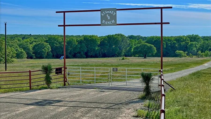 500 Starkey Ranch Rd, Saint Jo, TX 76265 - #3