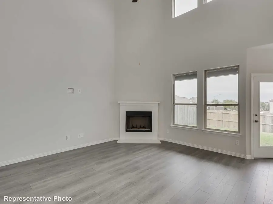 4936 Hitching Post Drive, Fort Worth, TX 76036 - Image #2