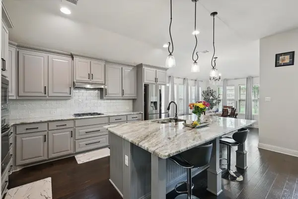 641 Rawlins Lane, Fort Worth, TX 76131