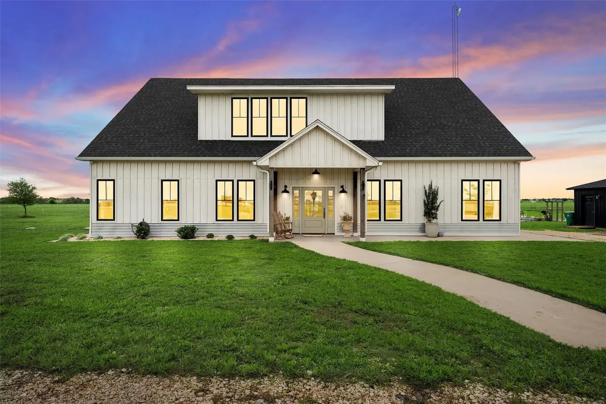 1197 Prairie Chapel Road, Crawford, TX 76638 - Image #1