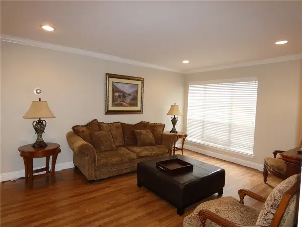 10534 Stone Canyon Road #111, Dallas, TX 75230