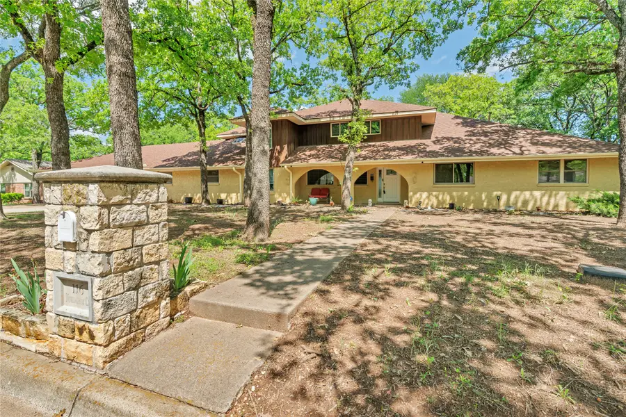 116 Nottingham Circle, Bridgeport, TX 76426 - Image #2