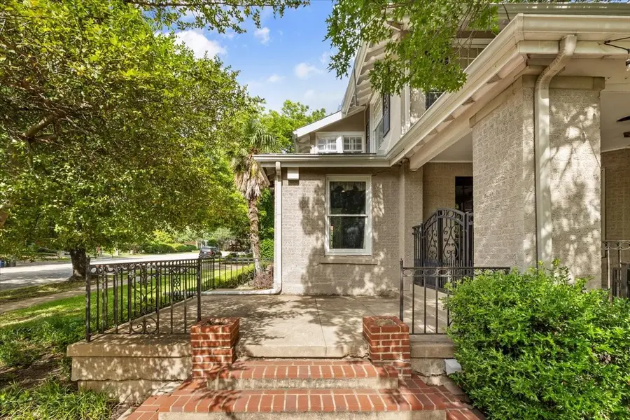 4720 Collinwood Avenue, Fort Worth, TX 76107 - Image #2