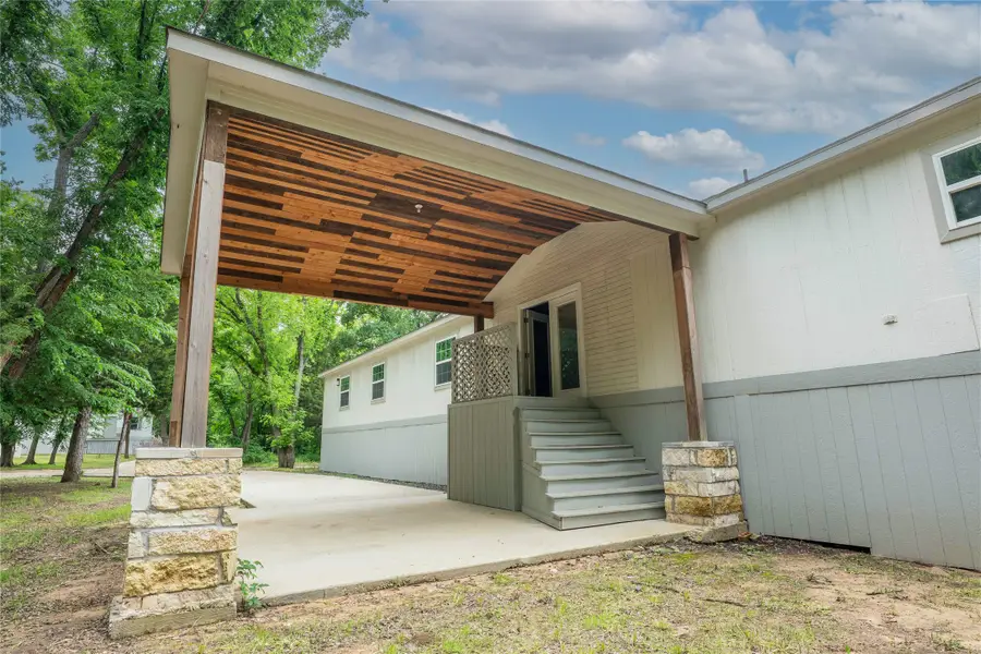 6617 Pecanwood Court, Mansfield, TX 76063 - Image #3