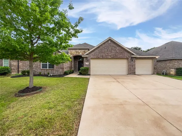 312 Canadian Lane, Burleson, TX 76028