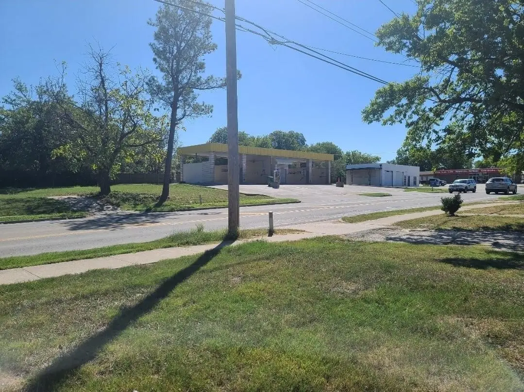 3936 Lee Street, Greenville, TX 75401 - Image #1