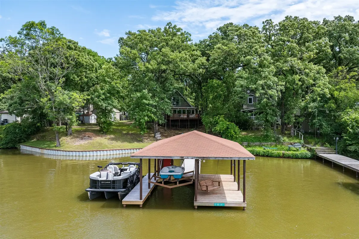 237 Ben Lacy Drive, Gun Barrel City, TX 75156 - Image #1