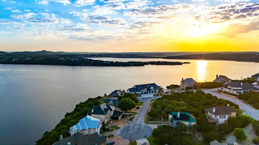 55 Oyster Bay Court, Strawn Gordon, TX 76449 - Image #2