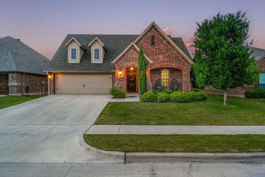 437 Sagebrush Drive, Aledo, TX 76008 - Image #2